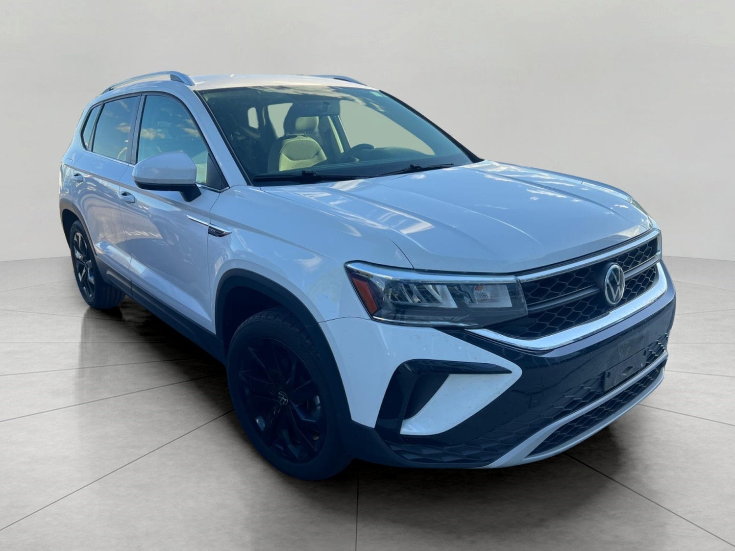 2022 Volkswagen Taos SE 4MOTION