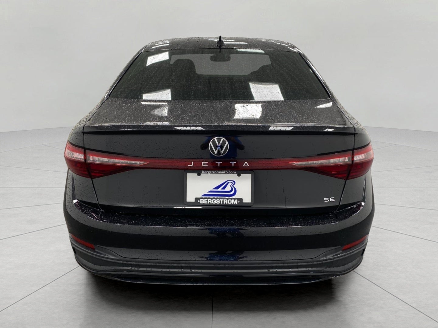 2025 Volkswagen Jetta SE Auto