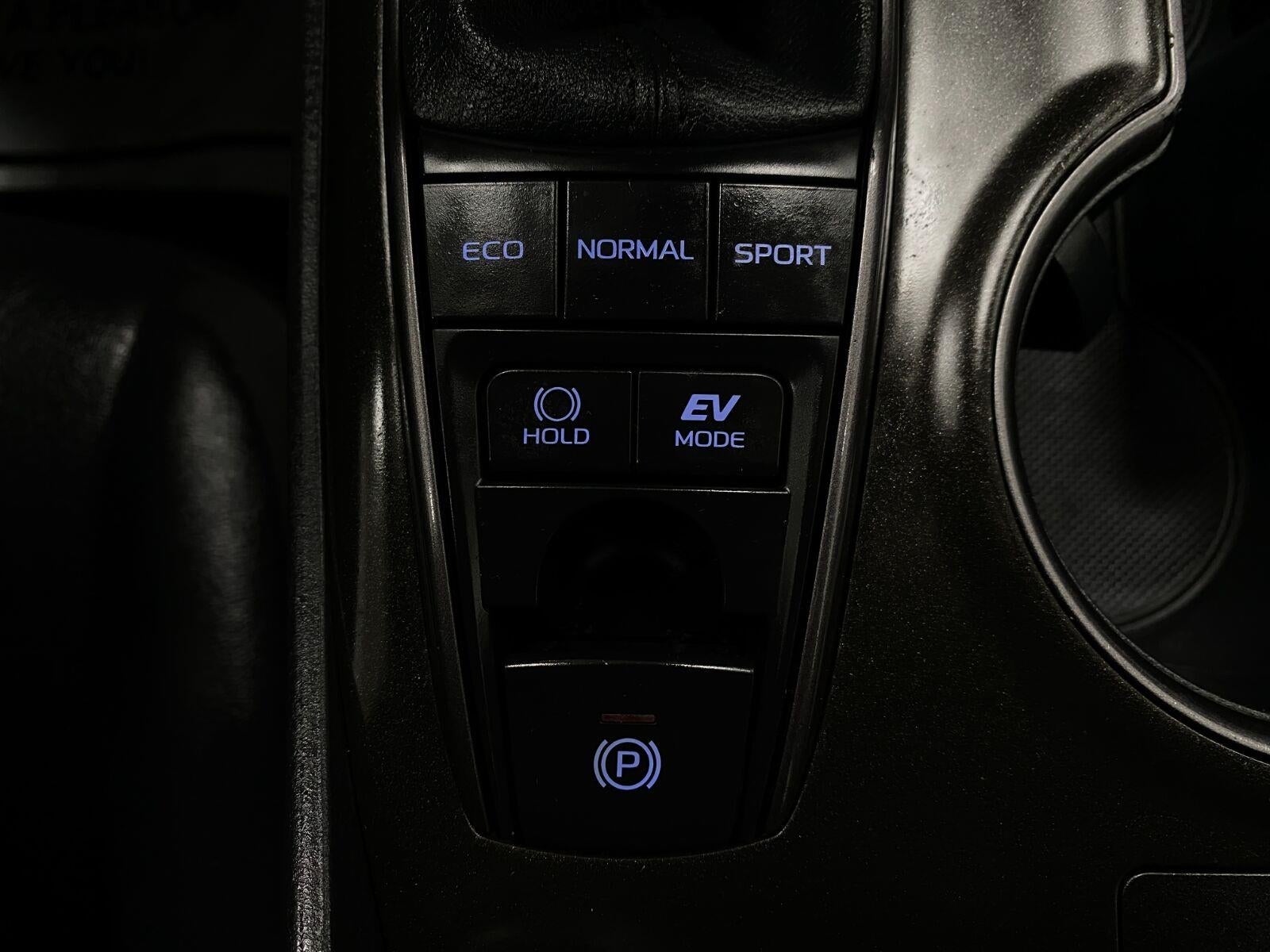 2021 Toyota Camry Hybrid XSE CVT