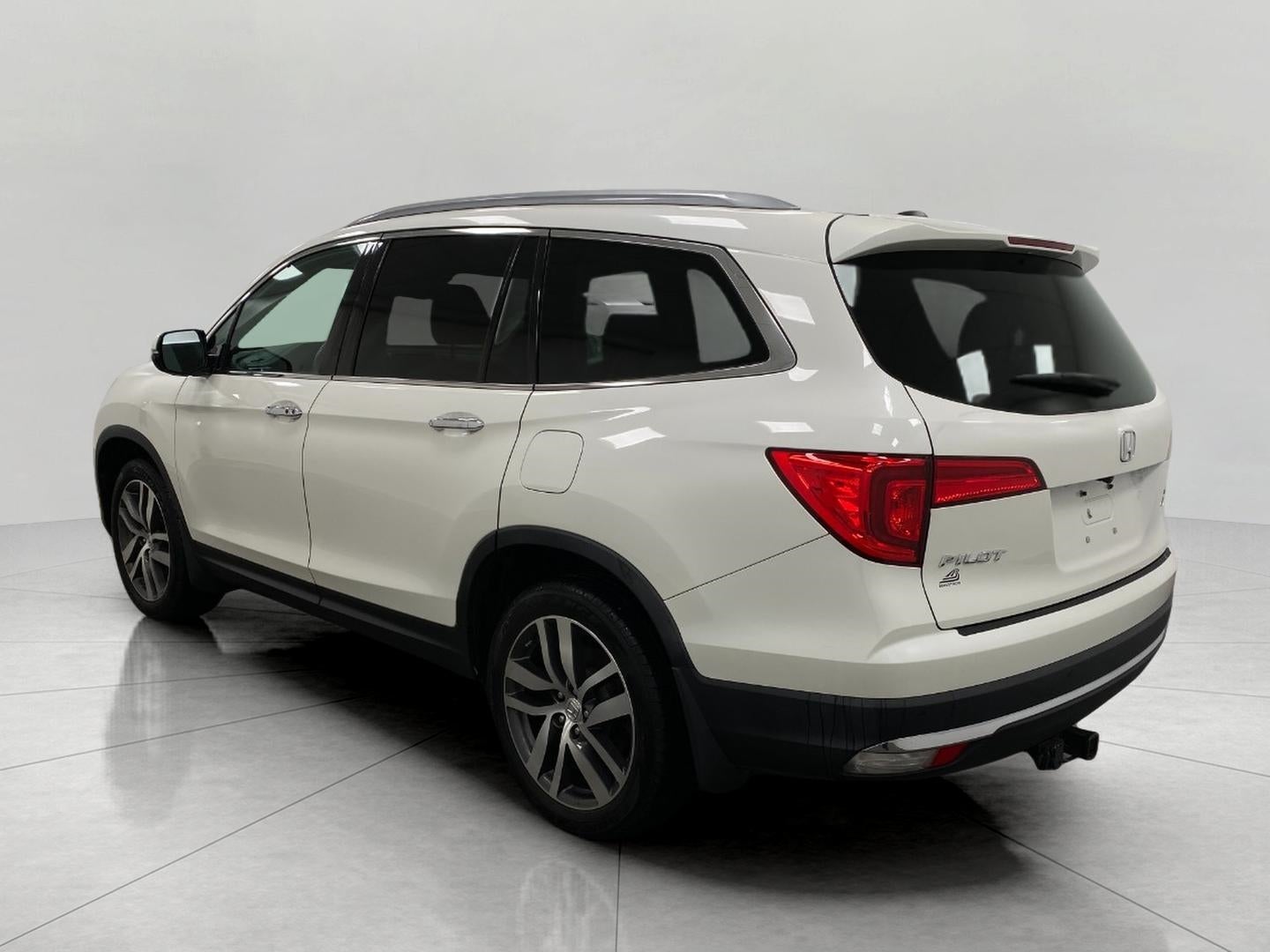 2017 Honda Pilot Touring AWD