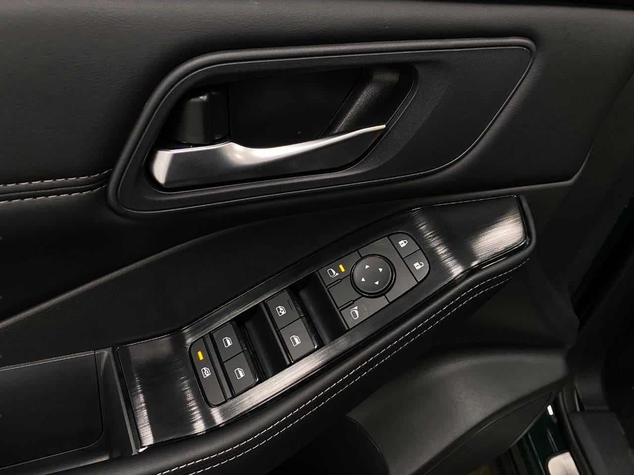 2026 Nissan Rogue 2026.5 AWD Dark Armor