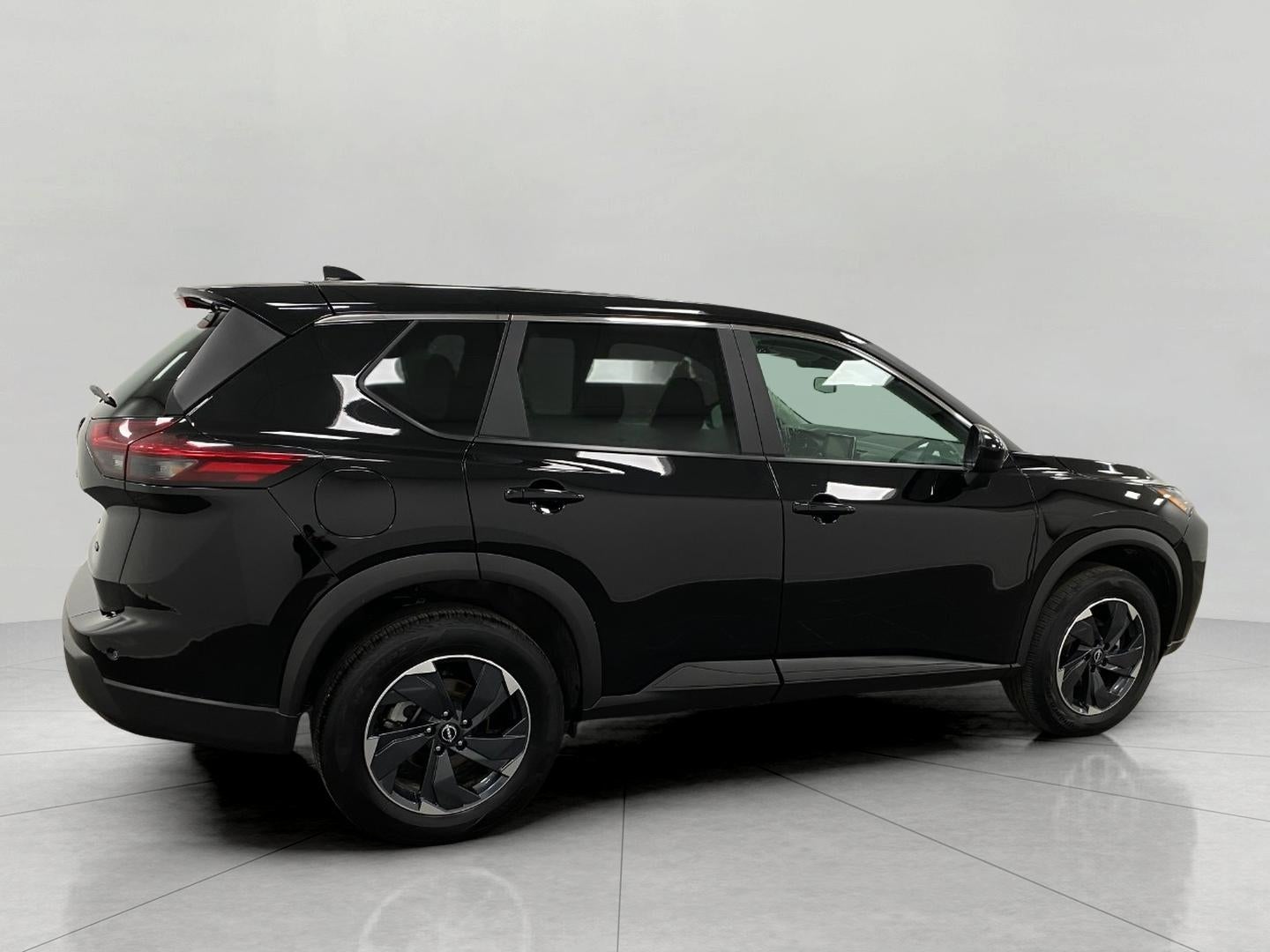 2025 Nissan Rogue AWD SV