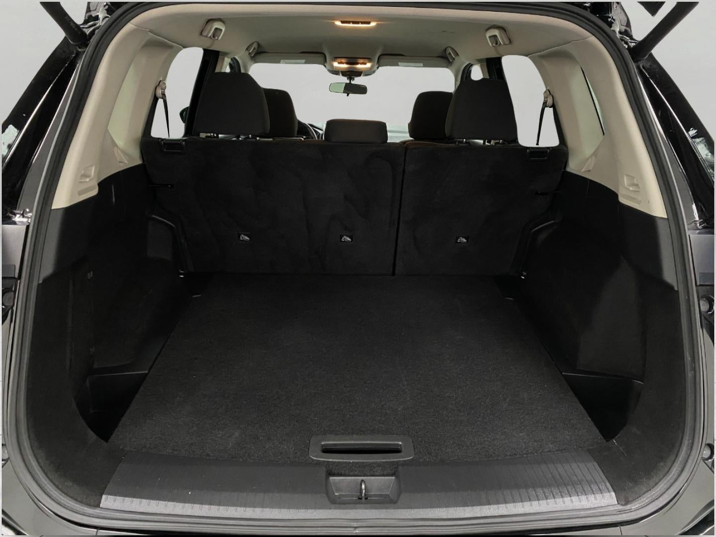 2025 Nissan Rogue AWD SV