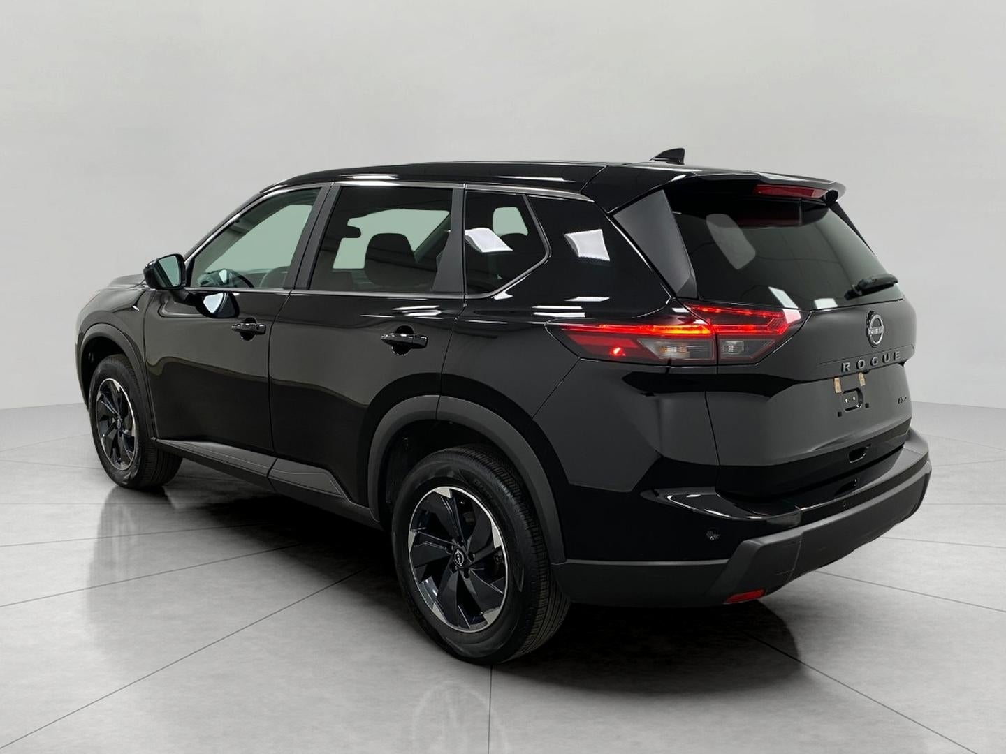 2025 Nissan Rogue AWD SV
