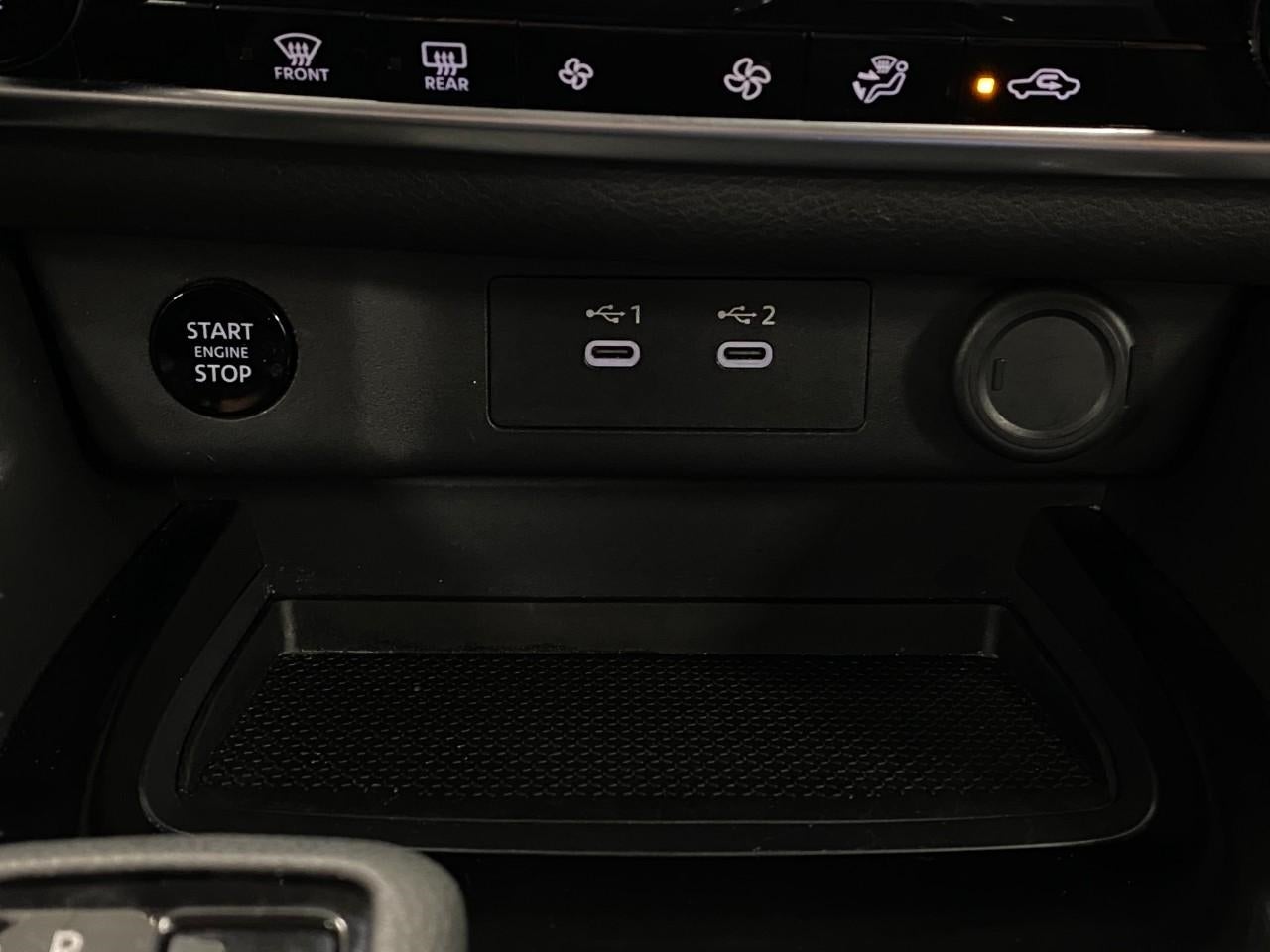 2025 Nissan Rogue AWD SV