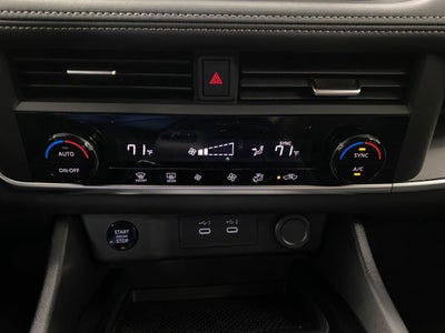 2026 Nissan Rogue AWD SV