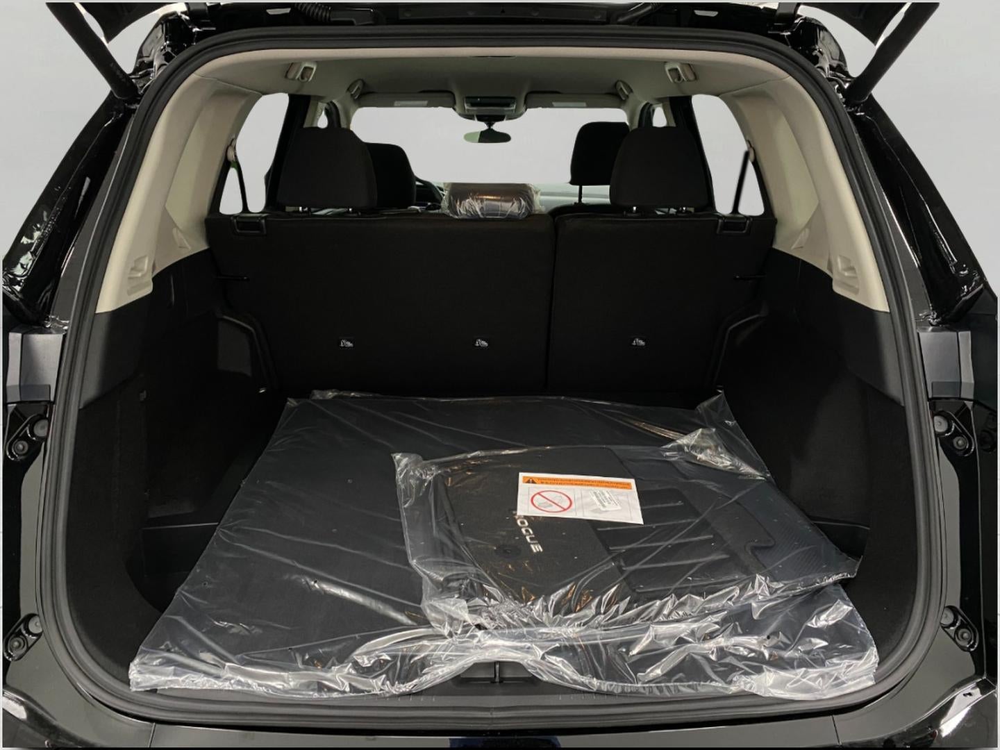 2026 Nissan Rogue AWD SV