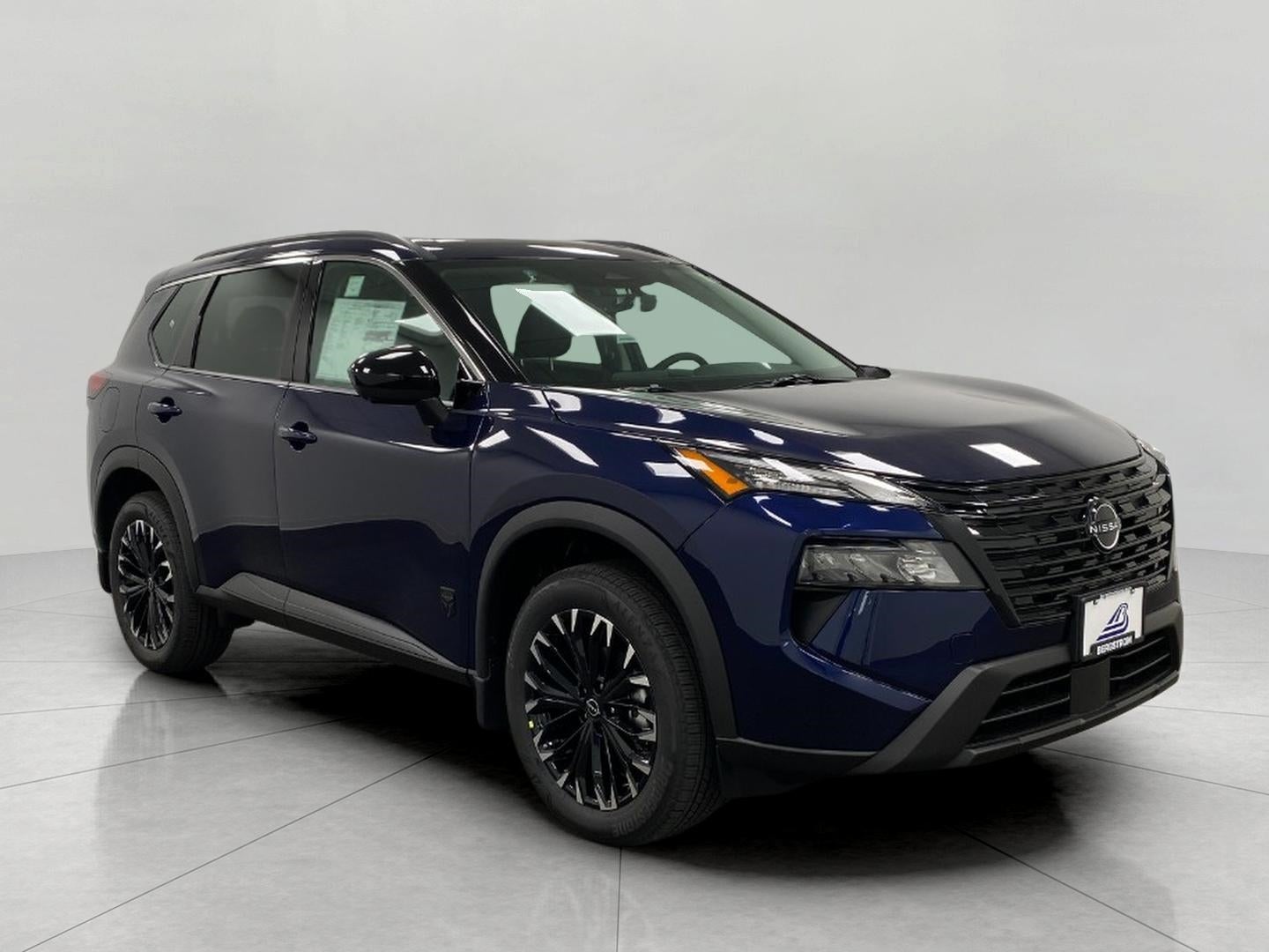 2026 Nissan Rogue Dark Armor AWD's photo