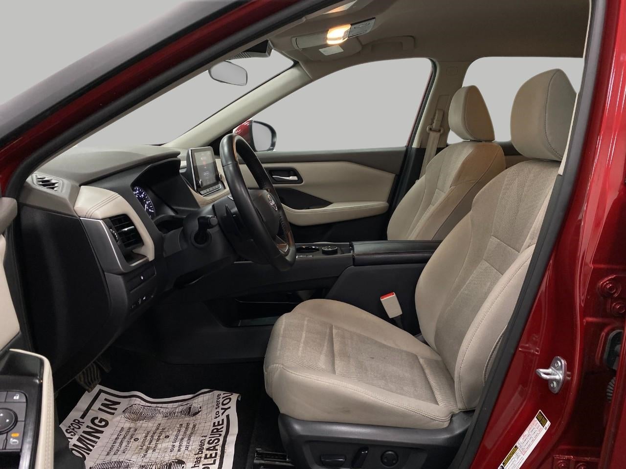 2025 Nissan Rogue AWD SV