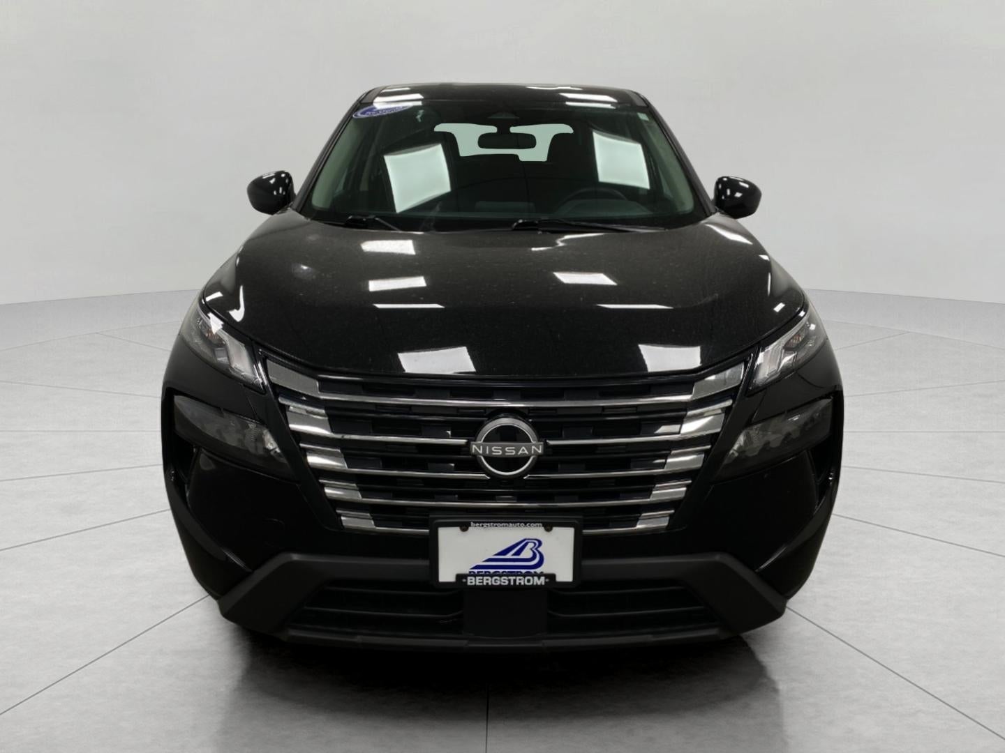2025 Nissan Rogue AWD SV