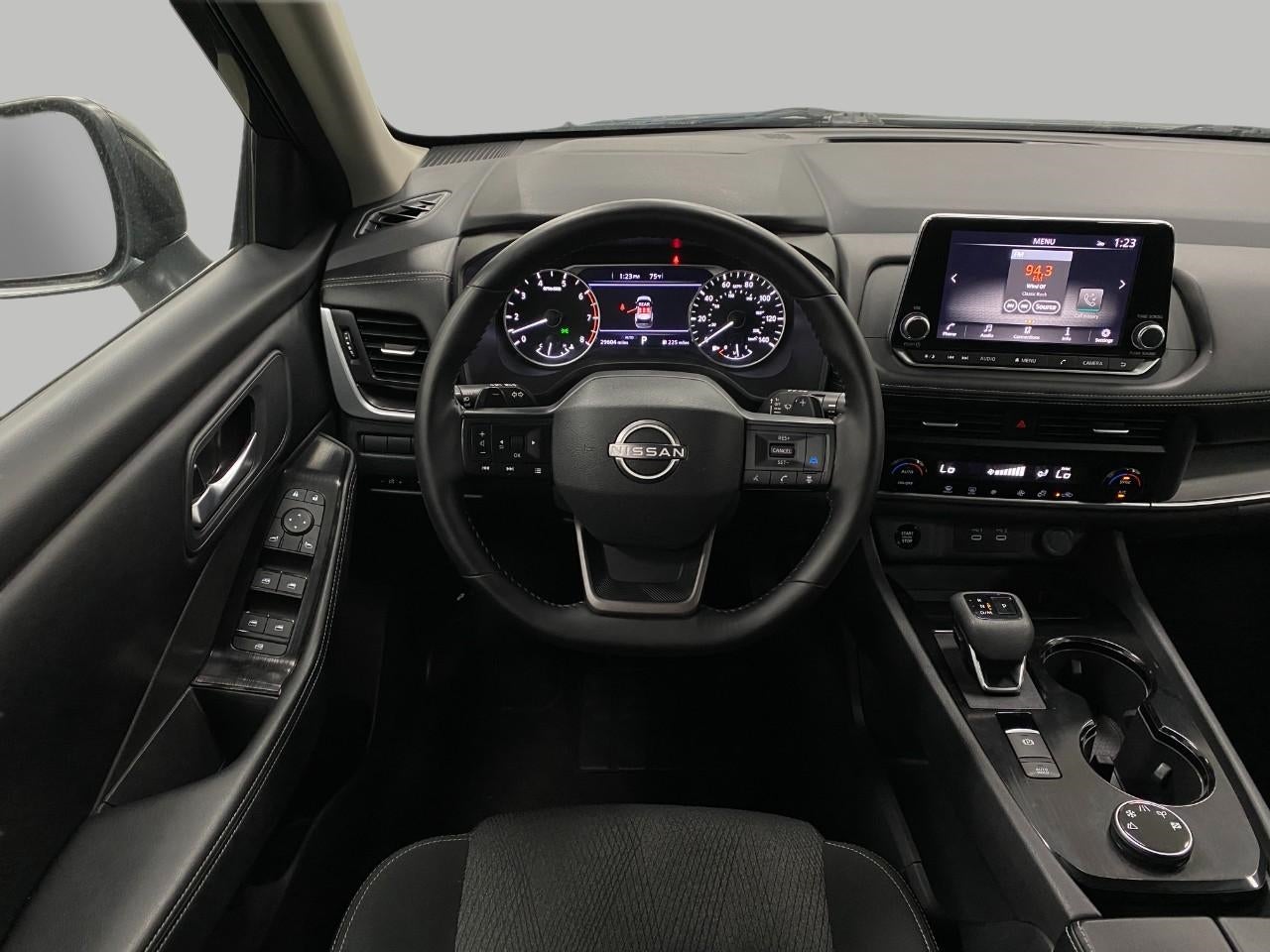 2025 Nissan Rogue AWD SV