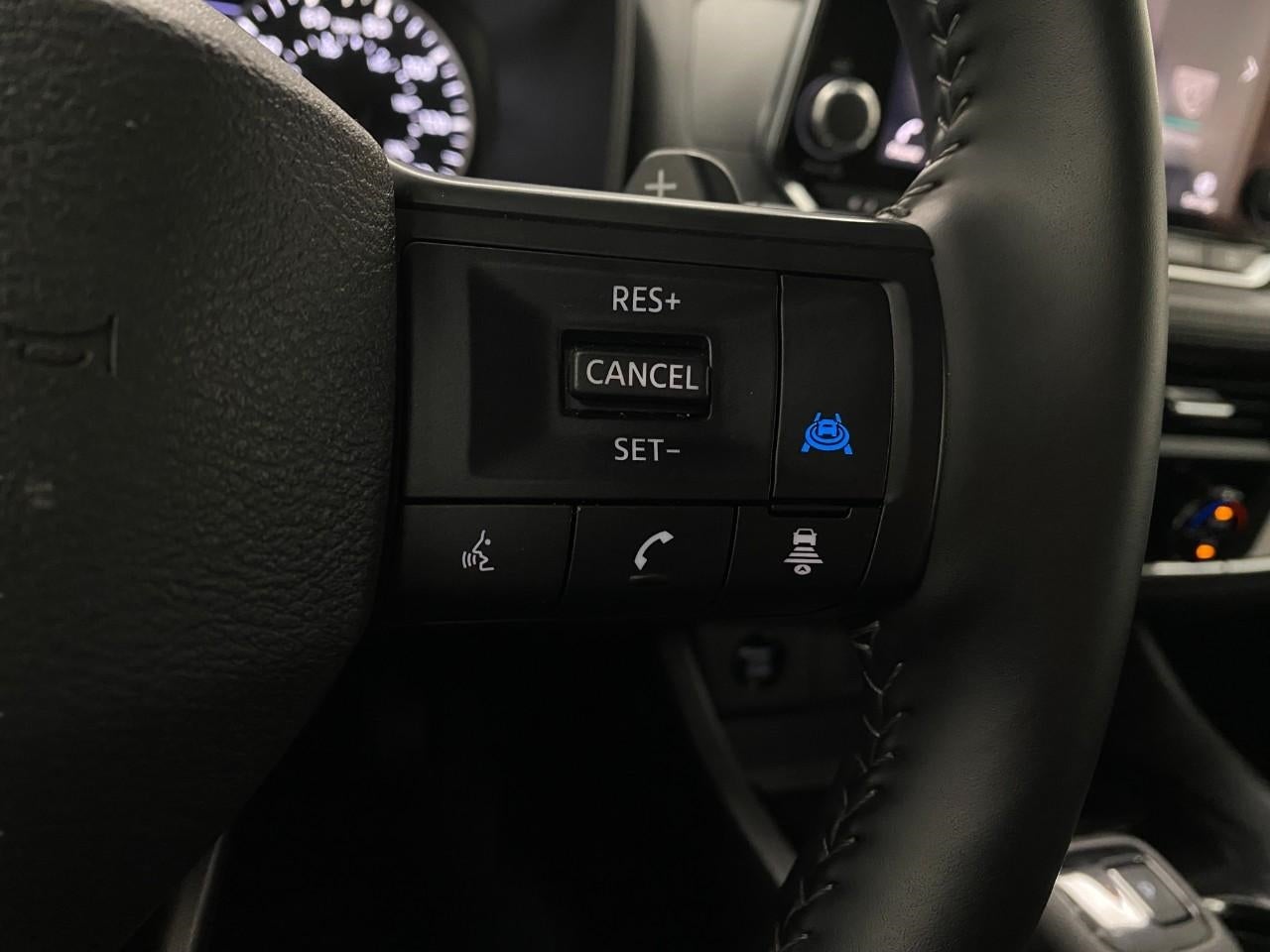 2025 Nissan Rogue AWD SV