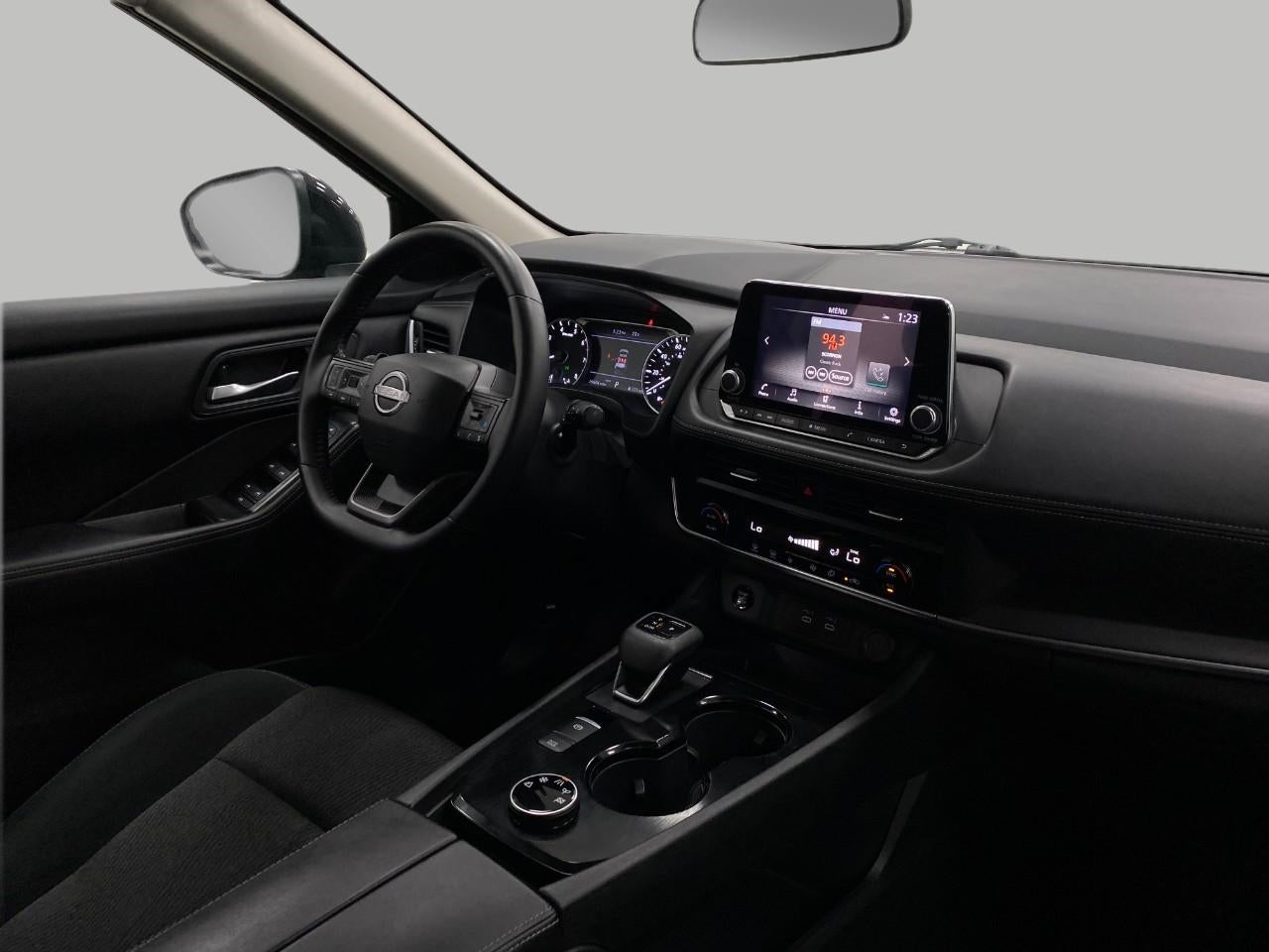 2025 Nissan Rogue AWD SV