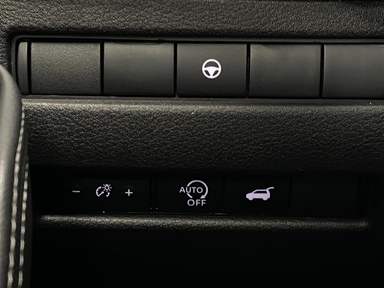 2025 Nissan Rogue AWD SV