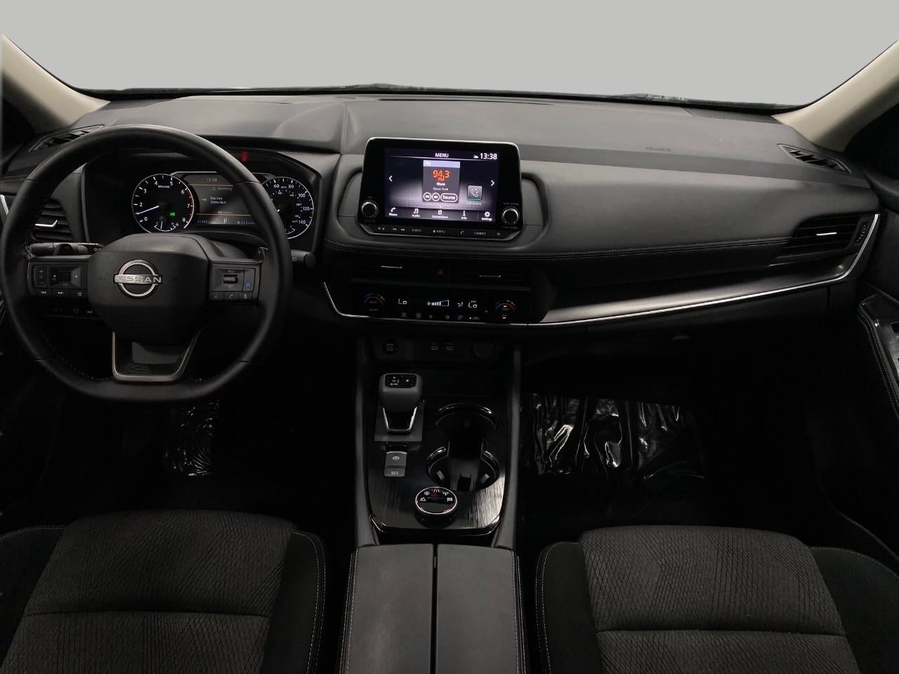 2025 Nissan Rogue AWD SV