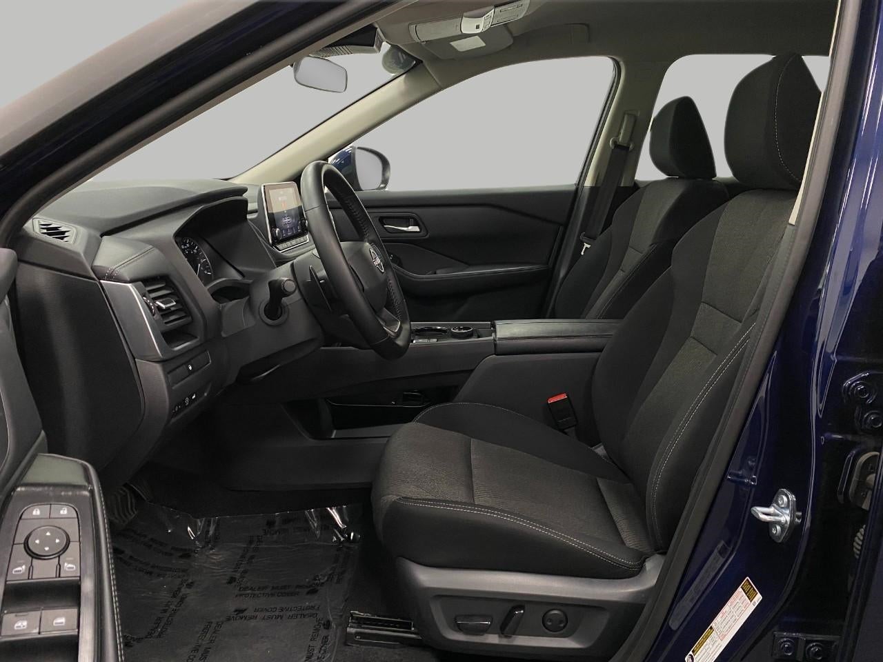 2025 Nissan Rogue AWD SV