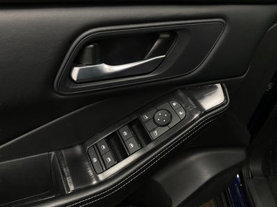 2025 Nissan Rogue AWD SV