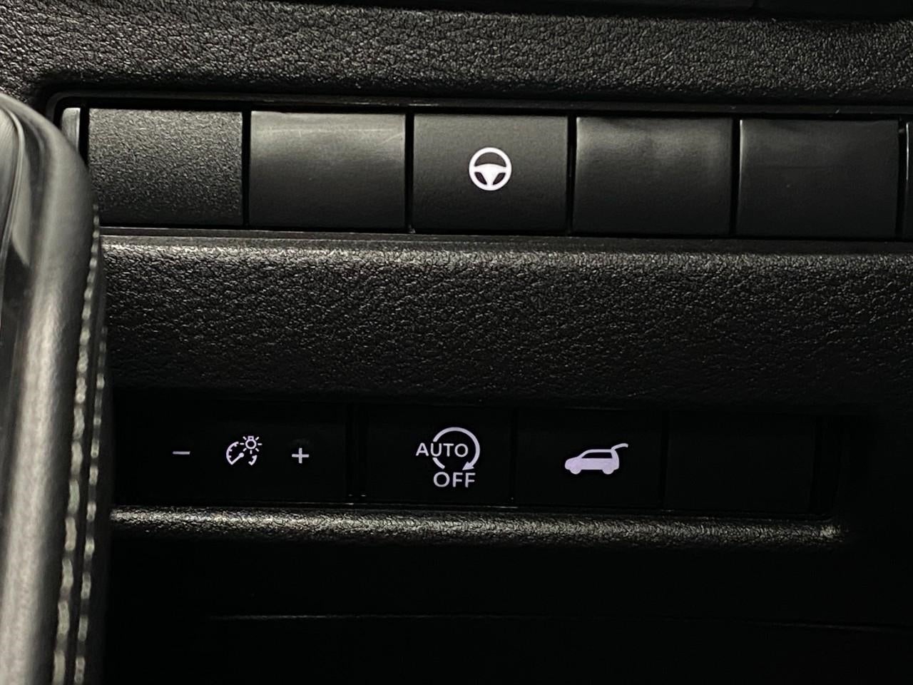 2025 Nissan Rogue AWD SV