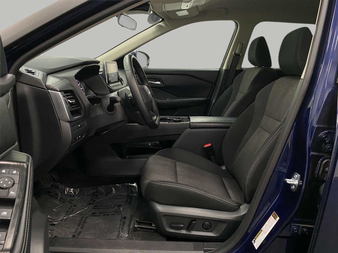 2025 Nissan Rogue AWD SV