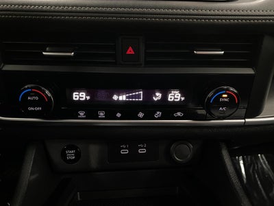 2025 Nissan Rogue AWD SV