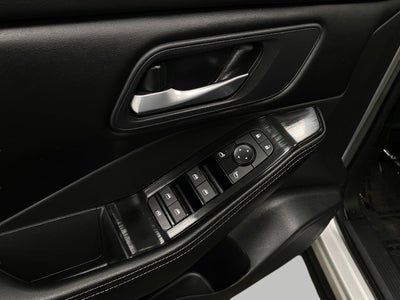 2025 Nissan Rogue AWD SV