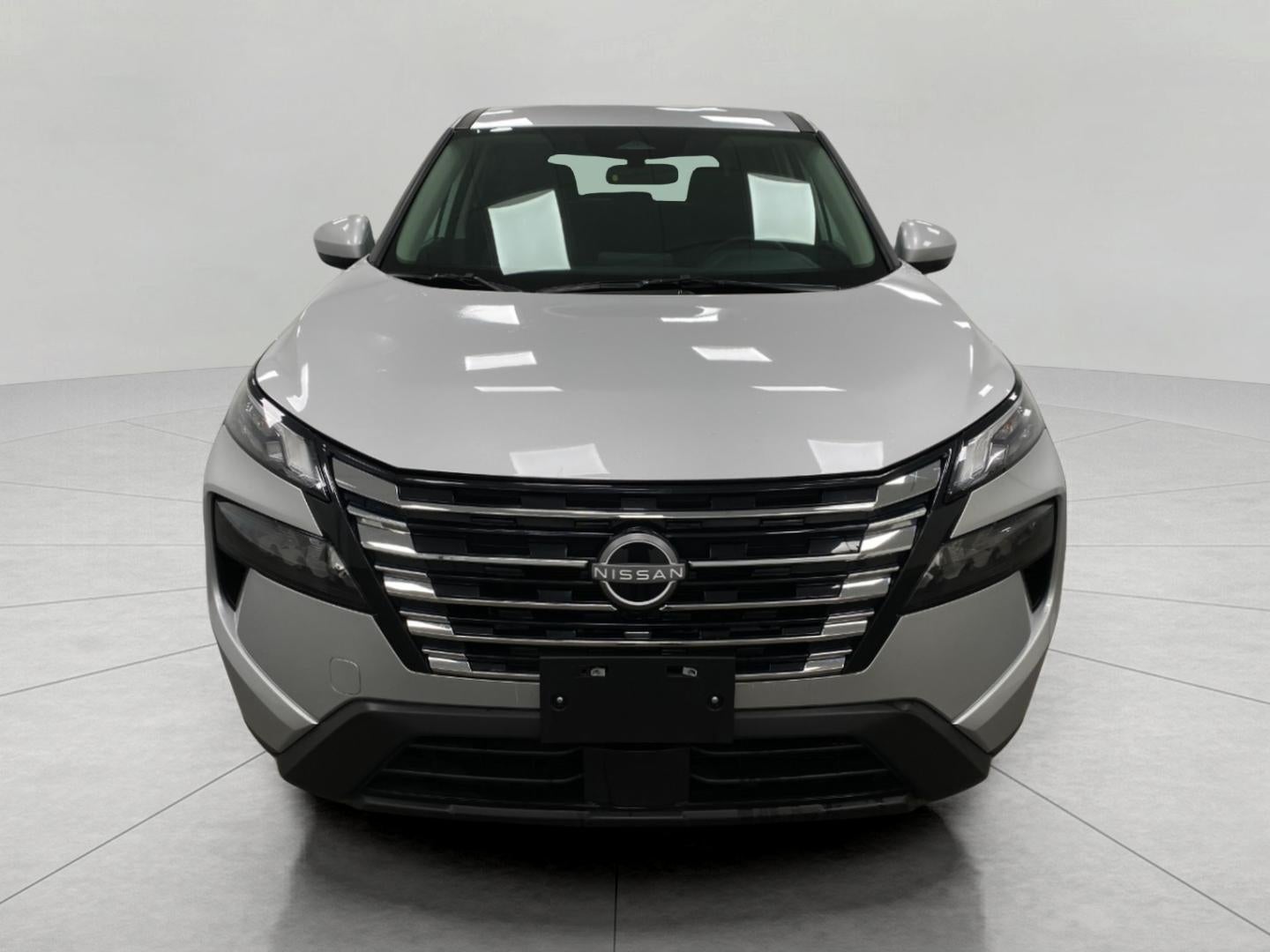 2025 Nissan Rogue AWD SV