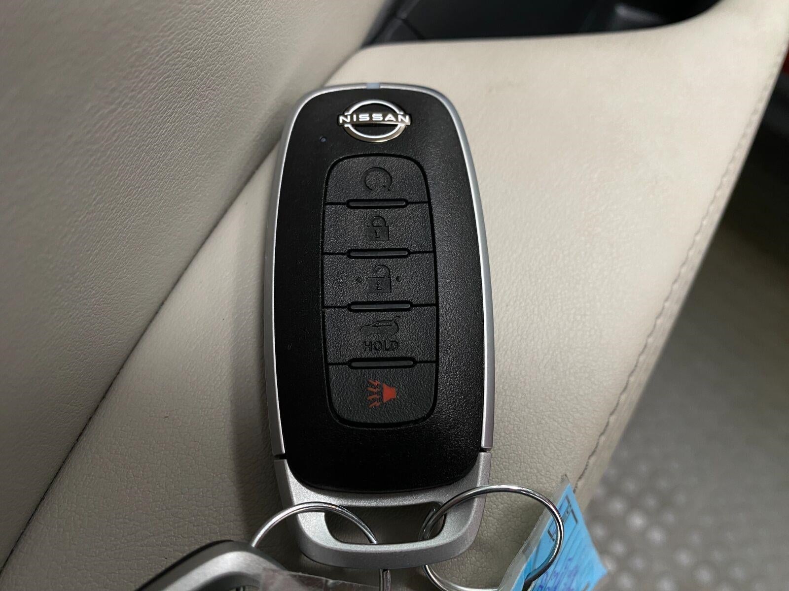 2023 Nissan Rogue AWD SL