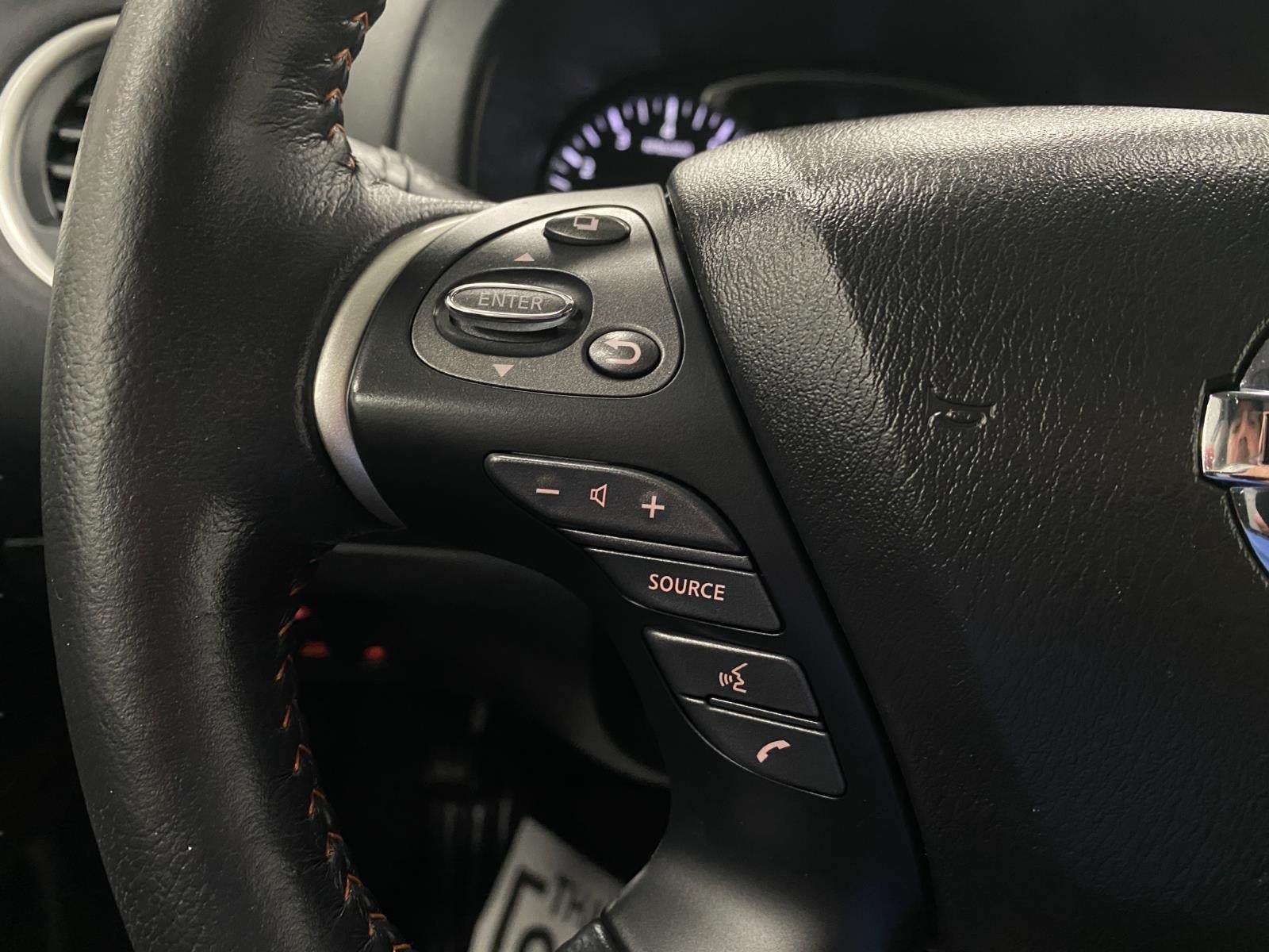 2020 Nissan Pathfinder SL