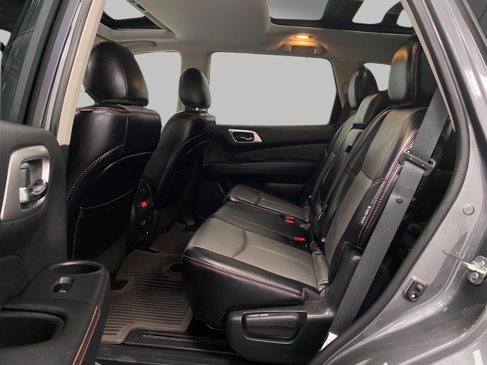 2020 Nissan Pathfinder SL
