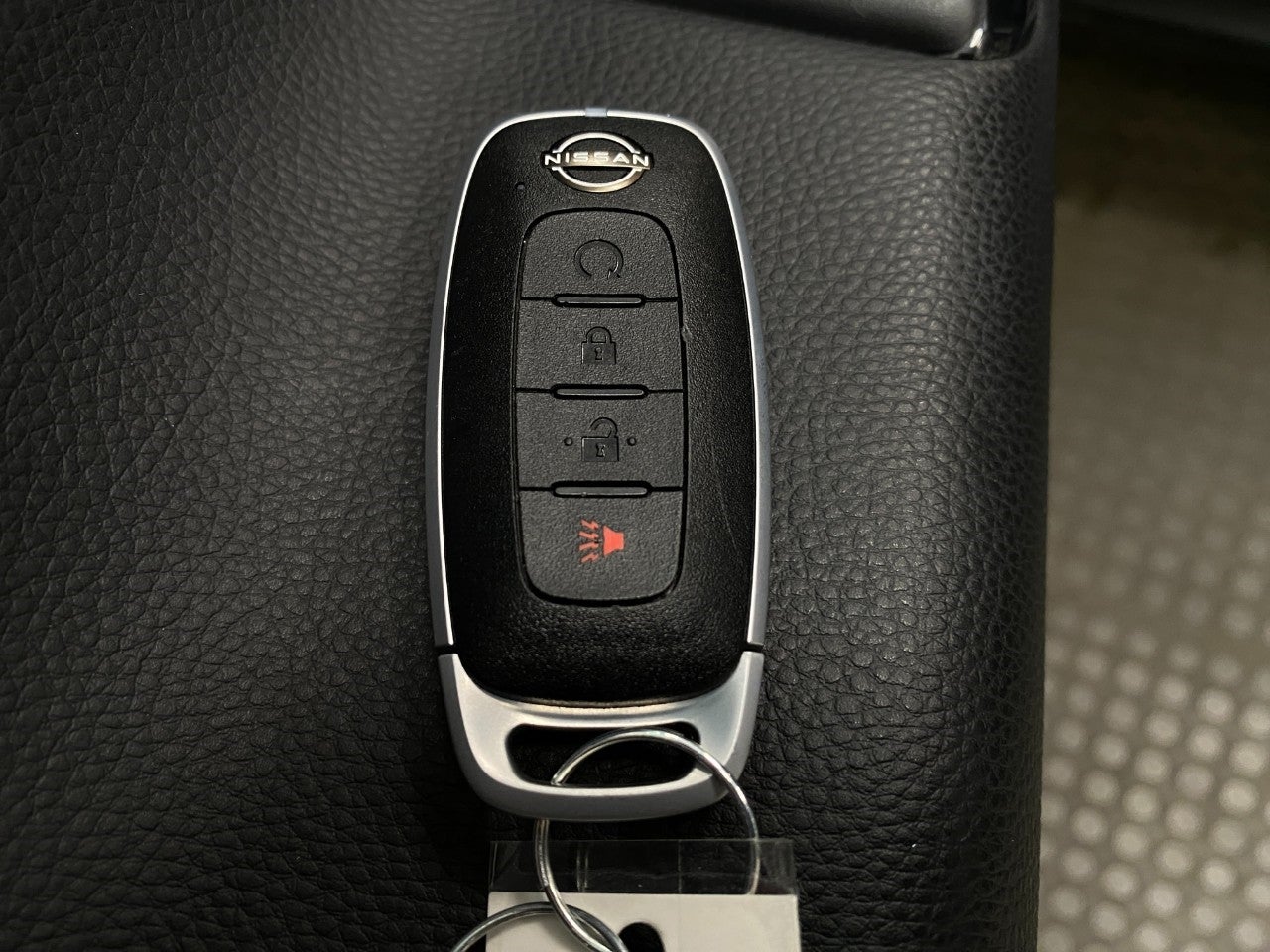 2024 Nissan Pathfinder SV 4WD