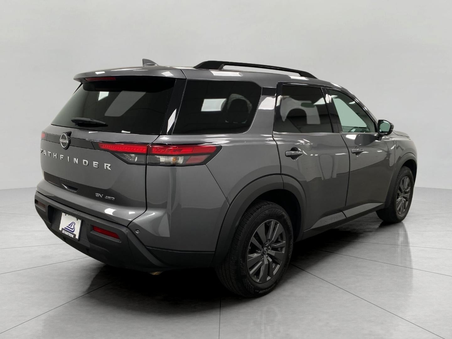 2024 Nissan Pathfinder SV 4WD