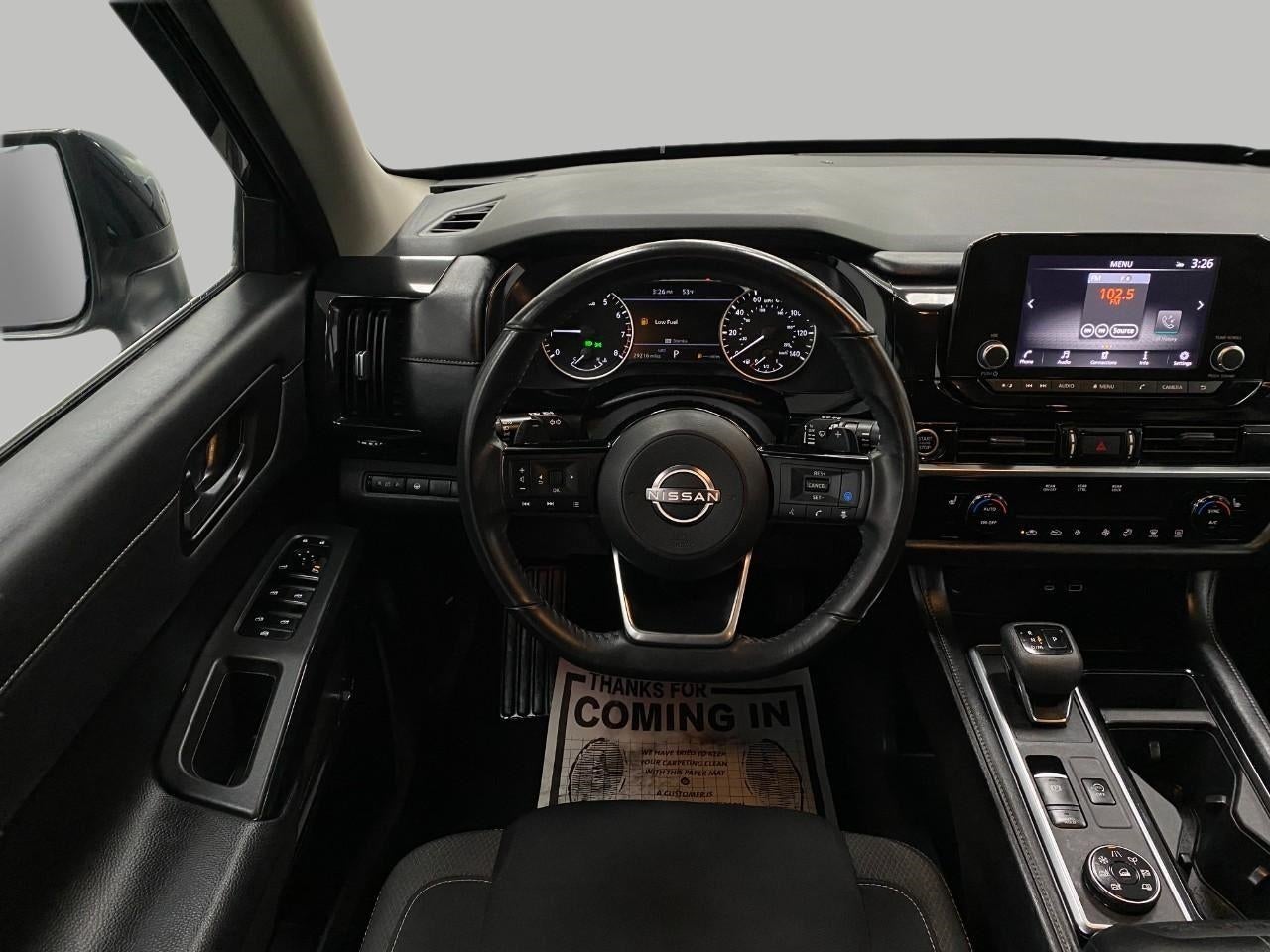 2023 Nissan Pathfinder SV