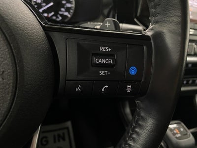 2023 Nissan Pathfinder SV