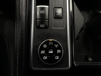 2023 Nissan Pathfinder SV