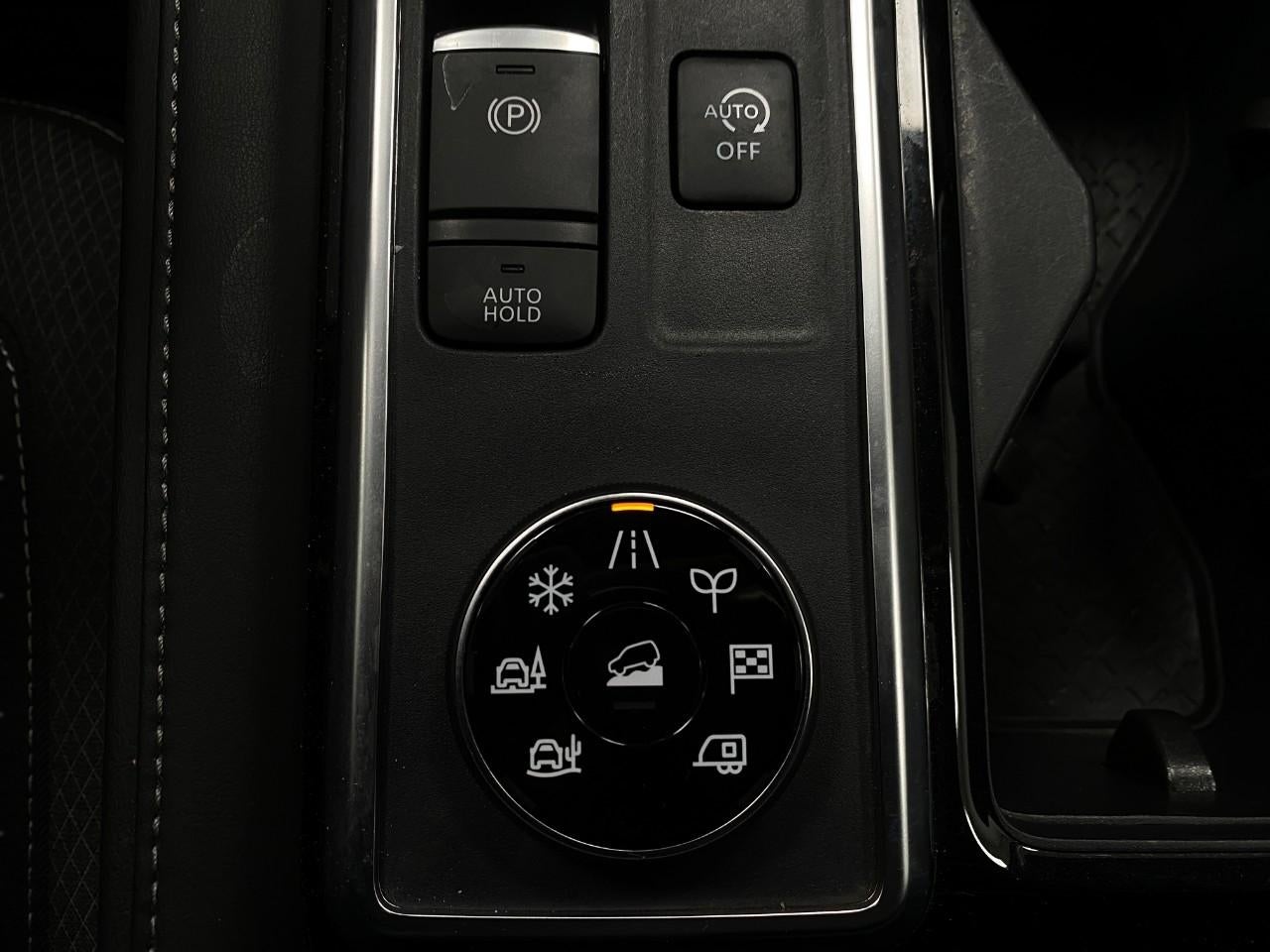2024 Nissan Pathfinder SV 4WD