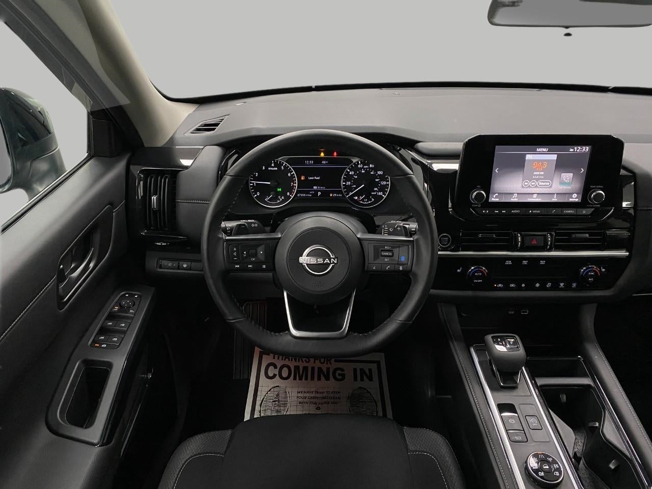 2024 Nissan Pathfinder SV