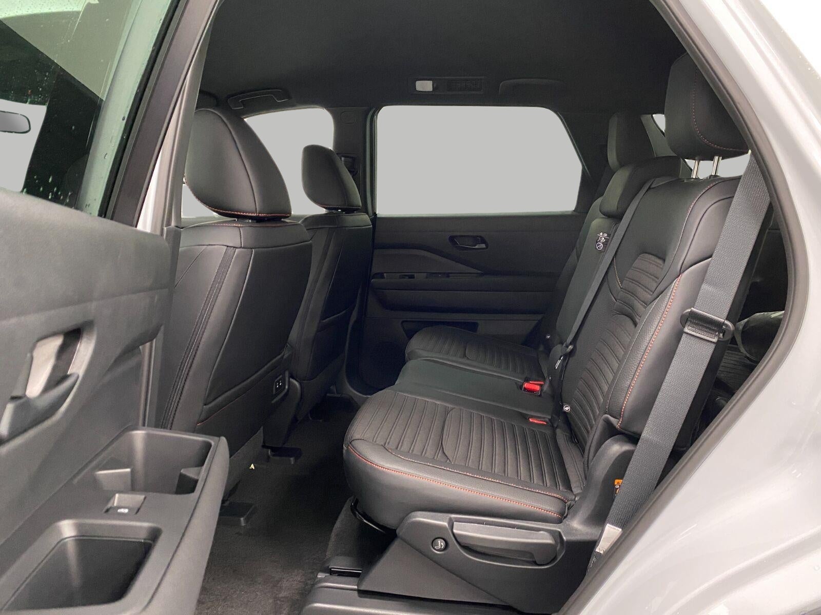 2026 Nissan Pathfinder Rock Creek®