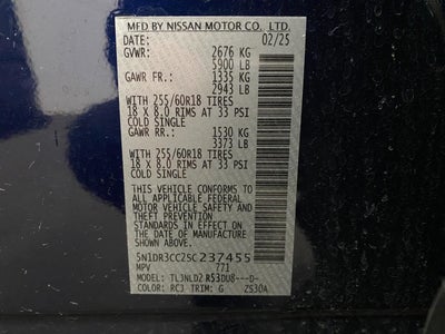 2025 Nissan Pathfinder SL