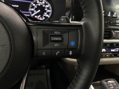 2023 Nissan Pathfinder SL 4WD