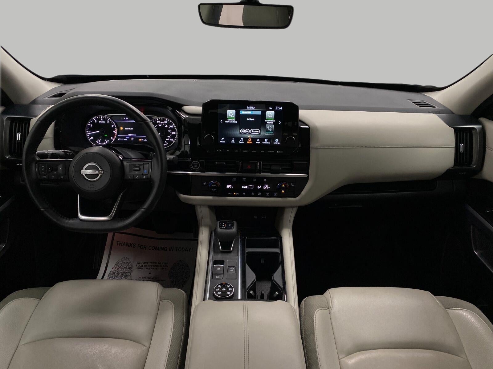2023 Nissan Pathfinder SL 4WD