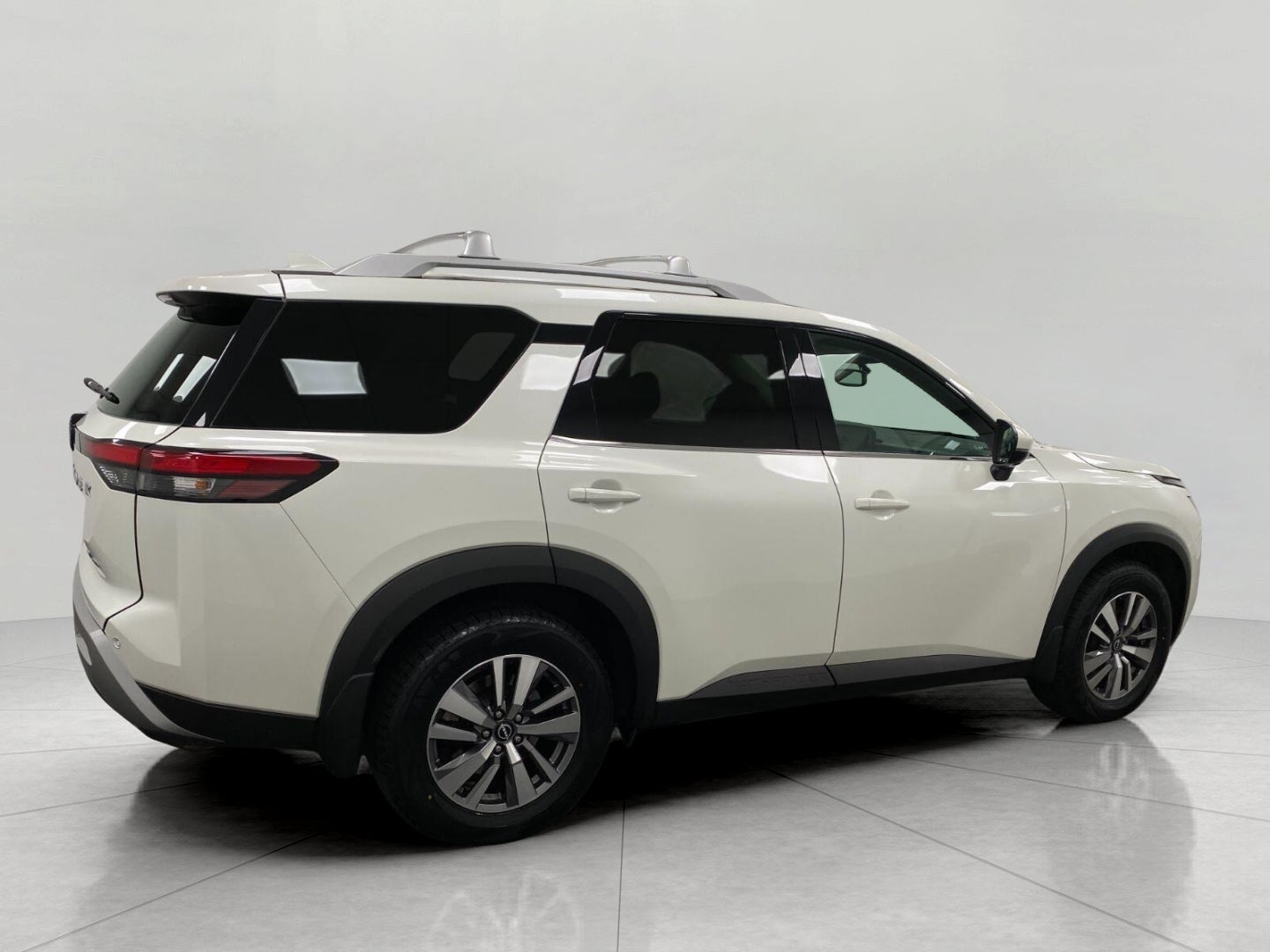 2022 Nissan Pathfinder SL 4WD