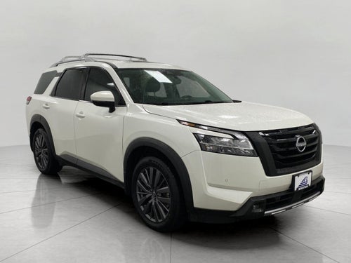 2022 Nissan Pathfinder SL 4WD