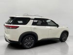 2022 Nissan Pathfinder SL 4WD