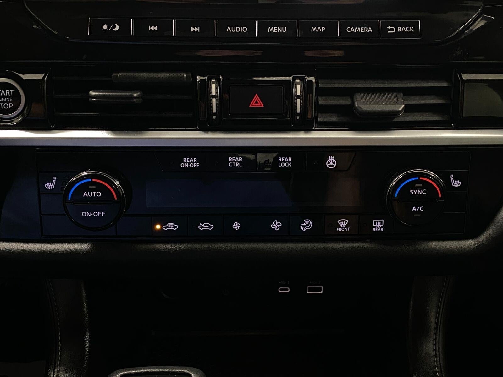 2022 Nissan Pathfinder SL 4WD