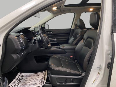 2022 Nissan Pathfinder SL 4WD