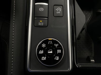 2026 Nissan Pathfinder SL 4WD