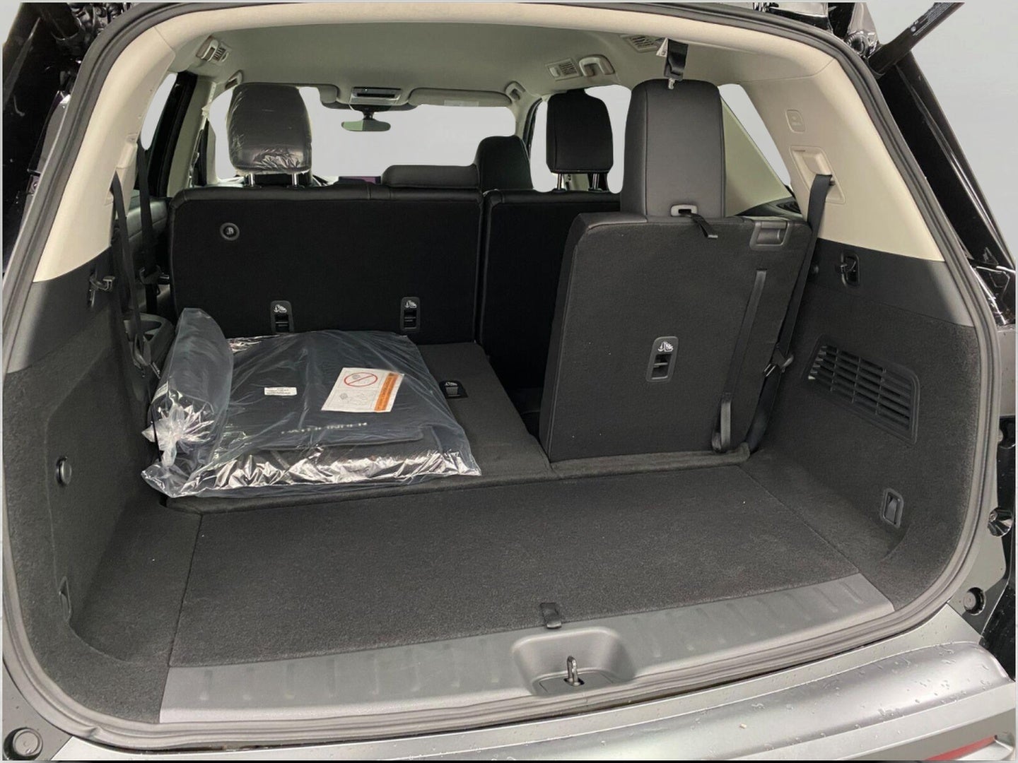 2026 Nissan Pathfinder SL 4WD