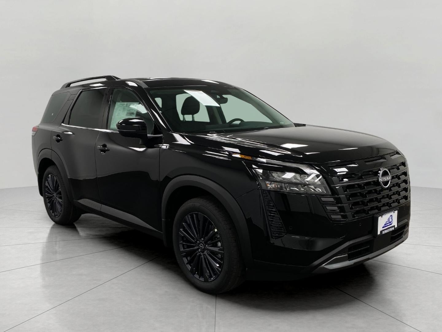 2026 Nissan Pathfinder SL 4WD's photo