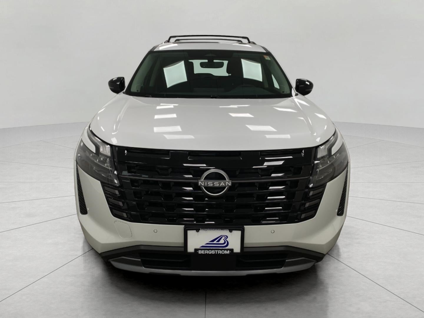 2026 Nissan Pathfinder SL 4WD