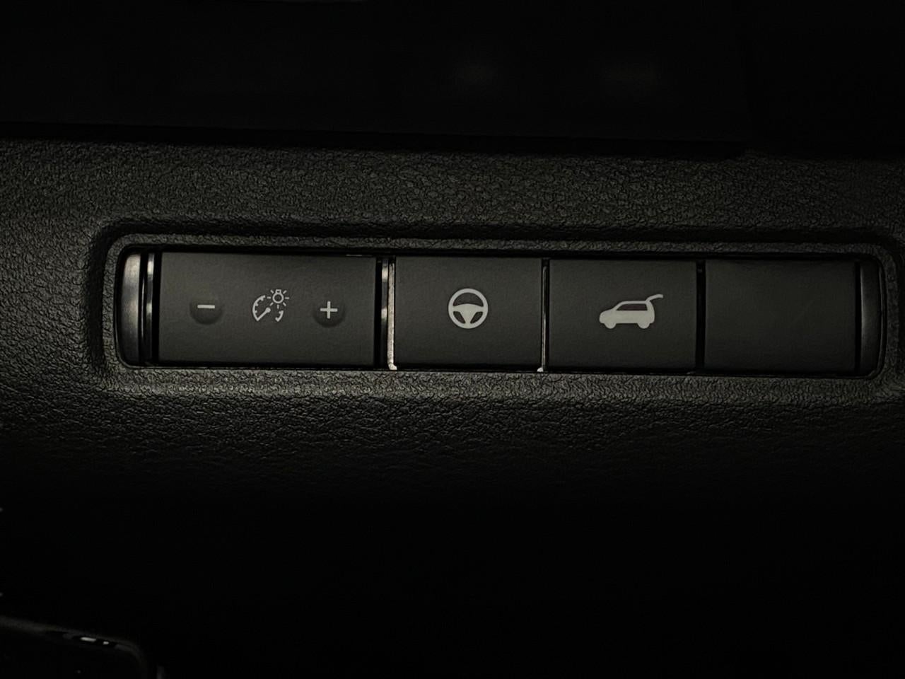 2026 Nissan Pathfinder SL 4WD